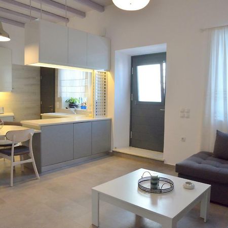 Christina'S Luxury Village House Plaka  Exterior photo