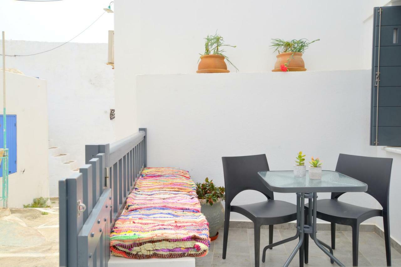 Christina'S Luxury Village House Plaka  Exterior photo